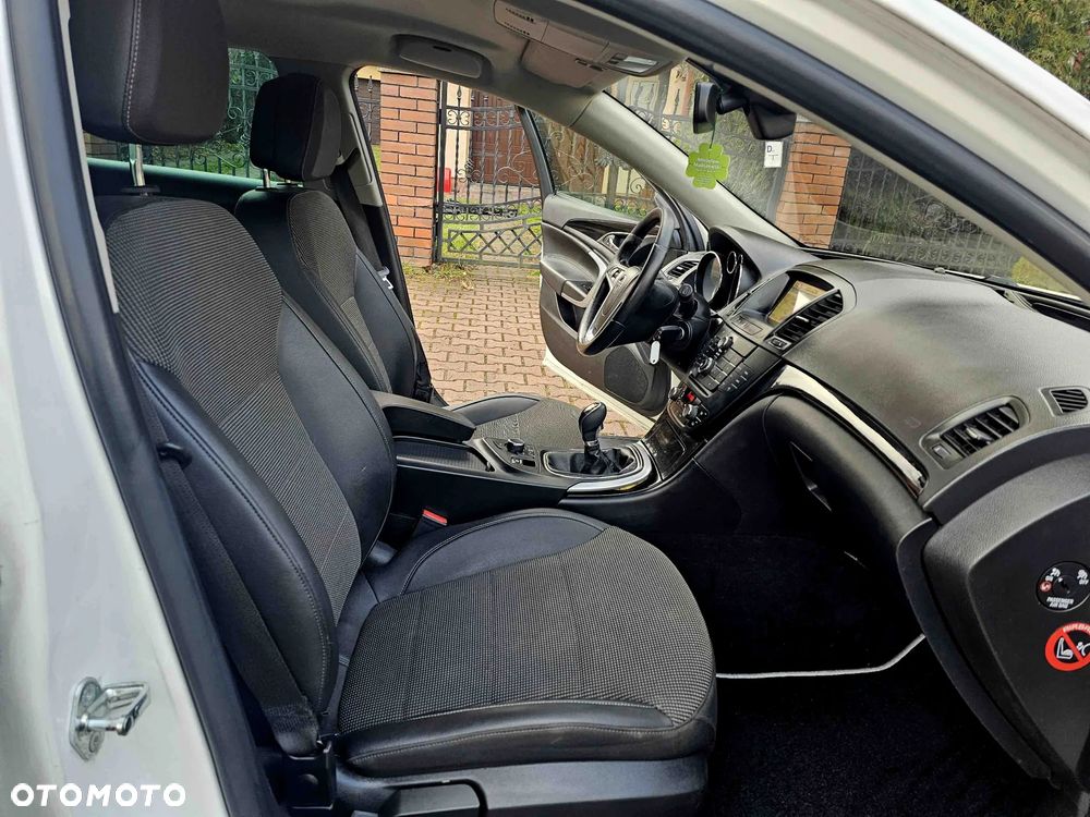 Opel Insignia 1.6 Turbo Innovation - 23