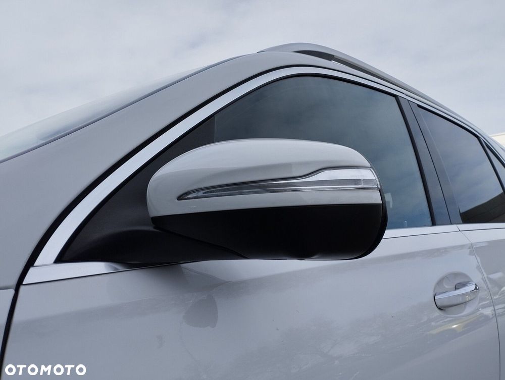 Mercedes-Benz GLE - 12