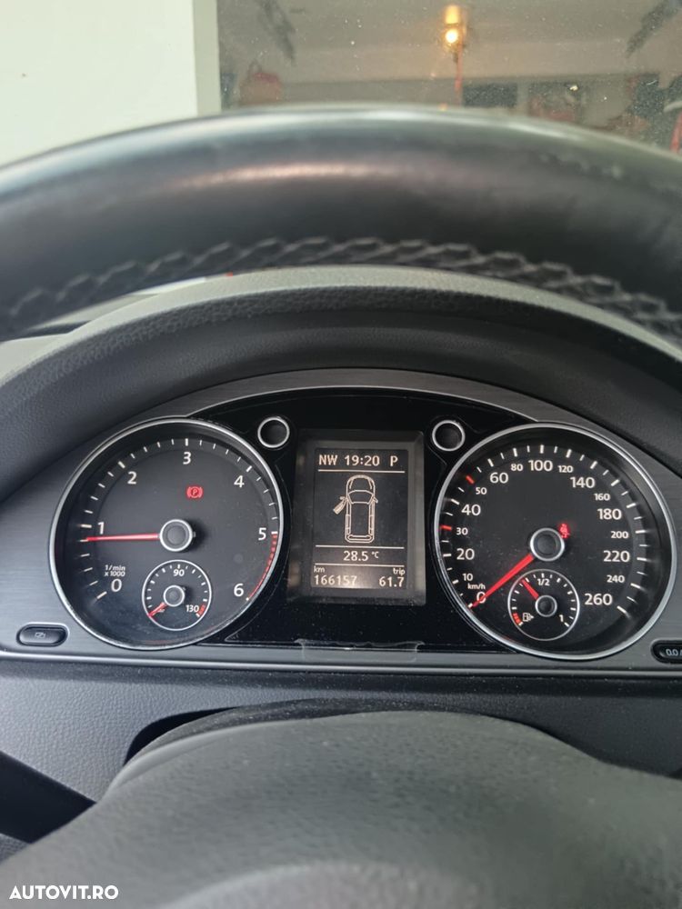Volkswagen Passat Variant 2.0 TDI BlueMotion Technology DSG Trendline - 5