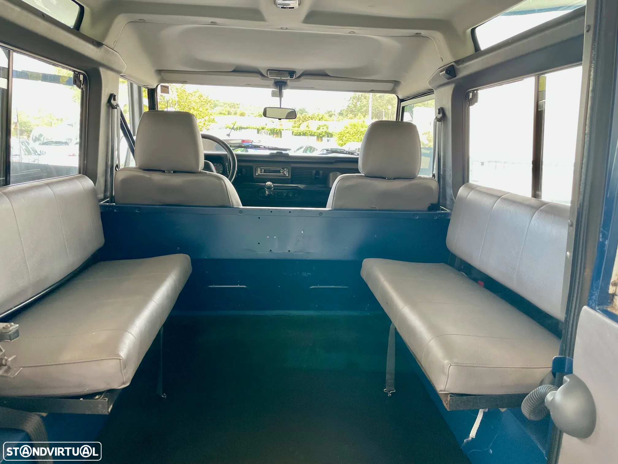 Land Rover Defender 90 2.5 TD5 Metal Top - 12