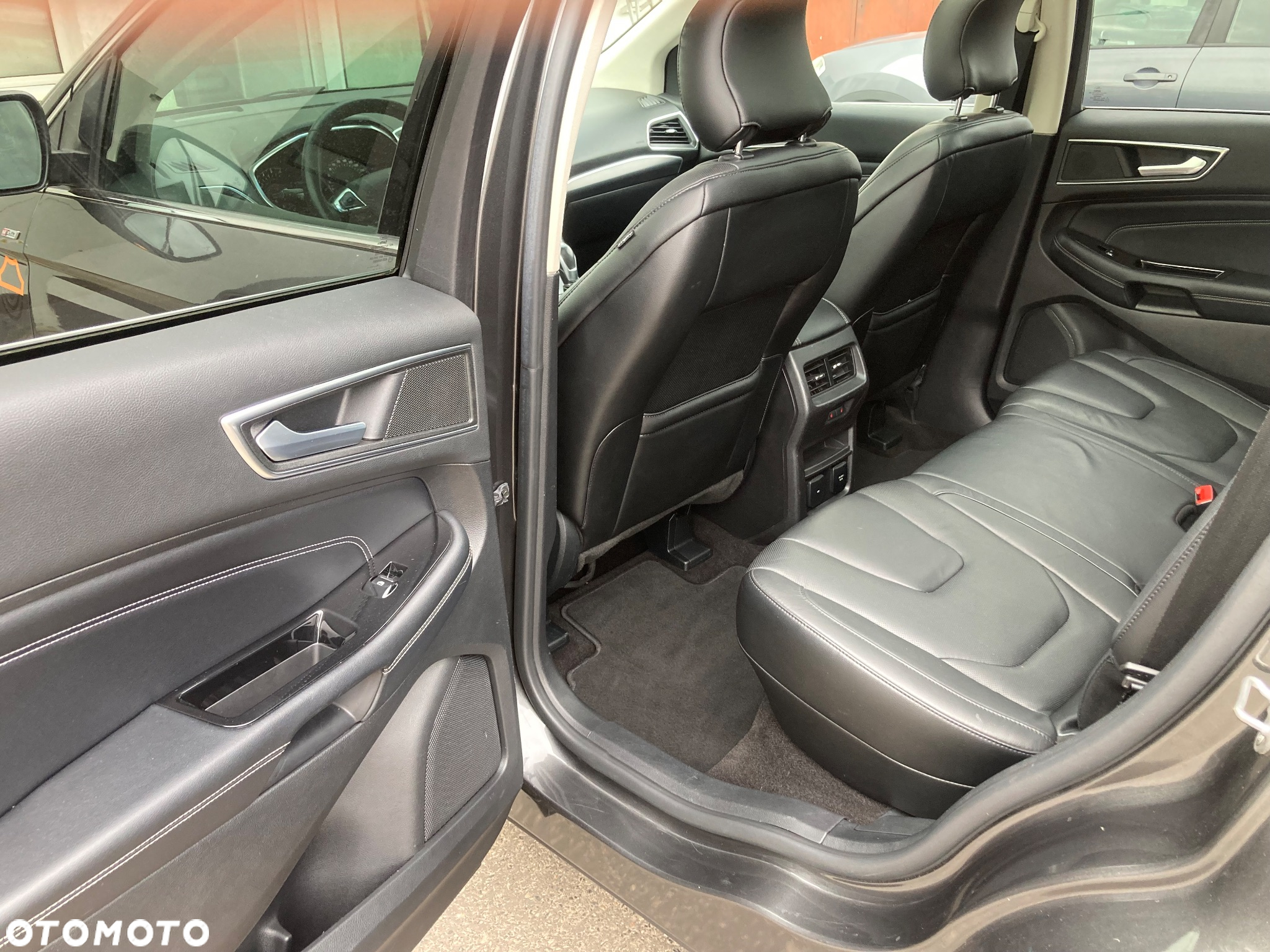 Ford Edge 2.0 TDCi Bi-Turbo 4x4 ST-LINE - 15