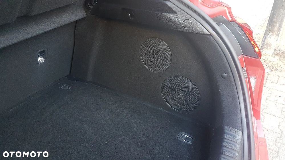 Kia XCeed 1.6 T-GDI L DCT - 35