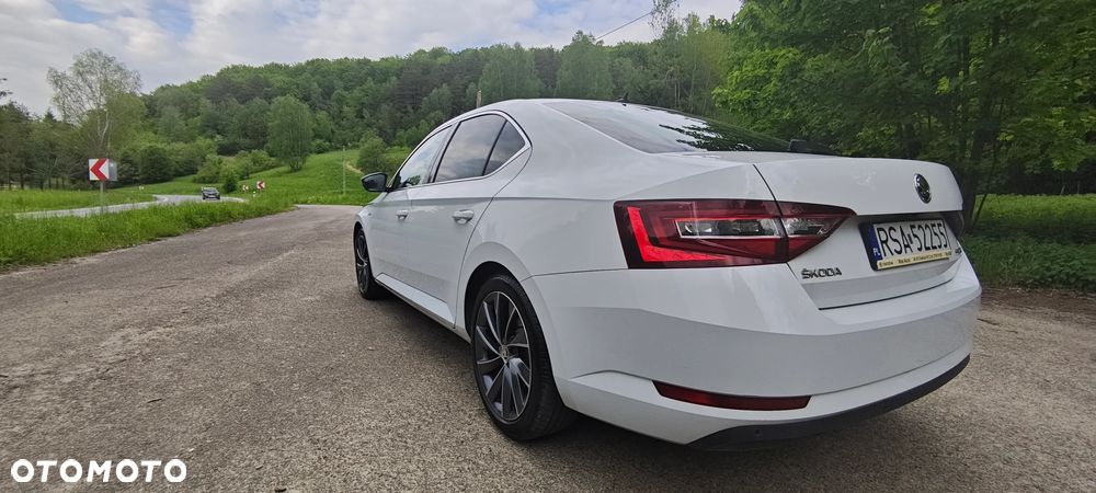Skoda Superb 1.8 TSI L&K DSG - 15