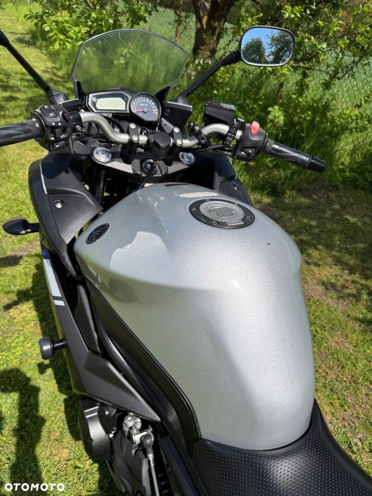 Yamaha XJ - 23