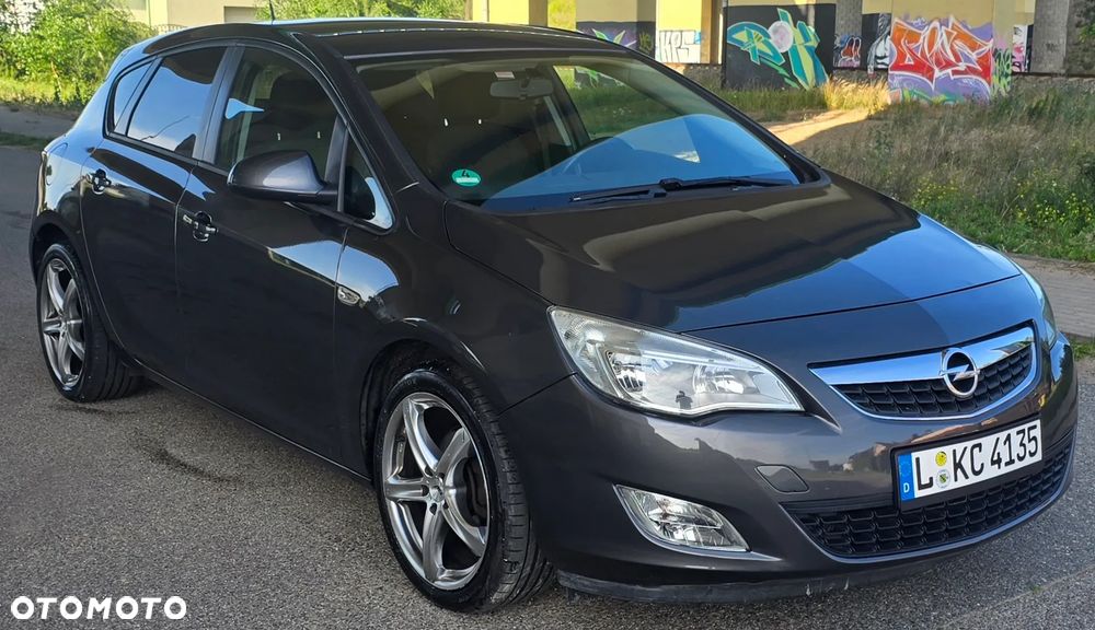 Opel Astra 1.6 Edition 111 Jahre - 2
