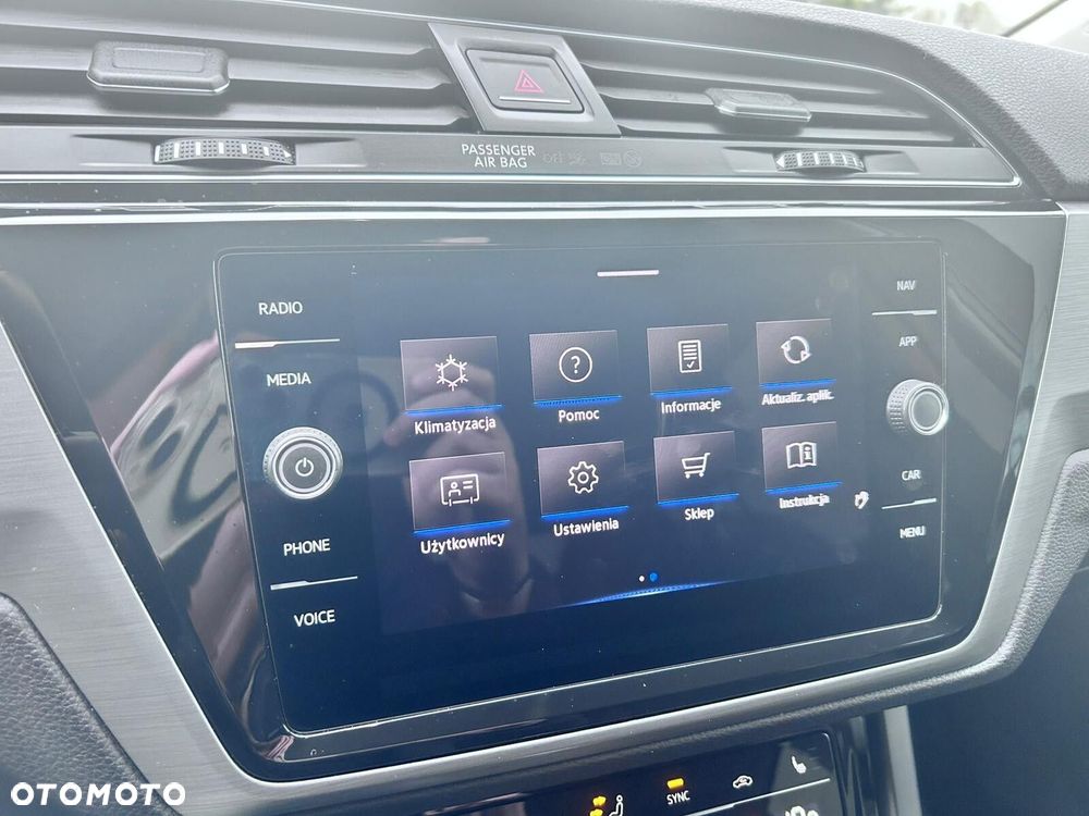 Volkswagen Touran 1.5 TSI EVO Special Edition DSG - 23