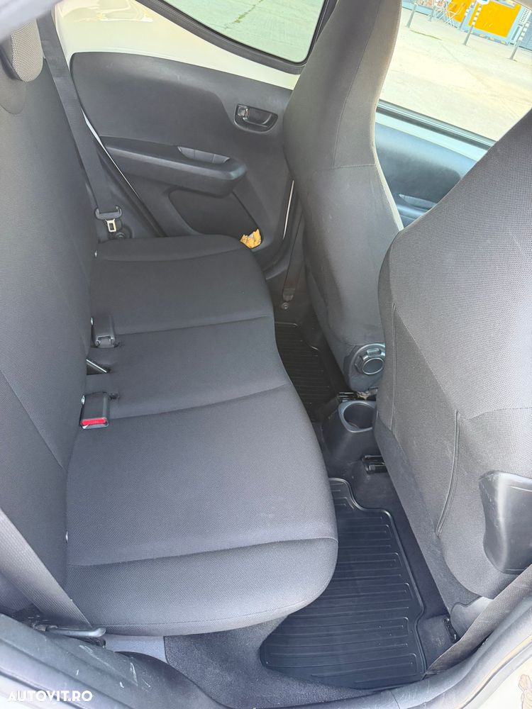 Toyota Aygo - 11