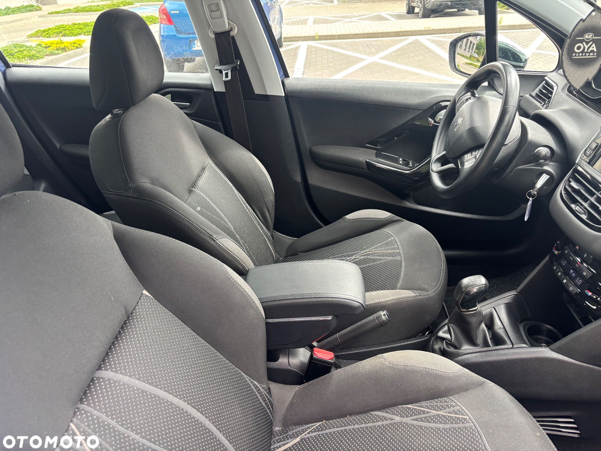Peugeot 208 1.4 HDi Active - 6