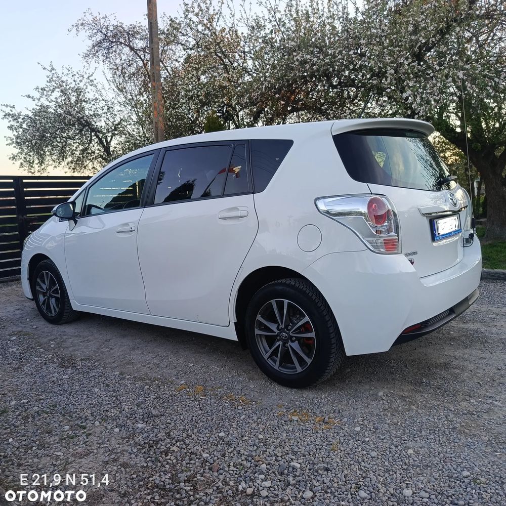 Toyota Verso 2.0 D-4D 5-Sitzer Executive - 35