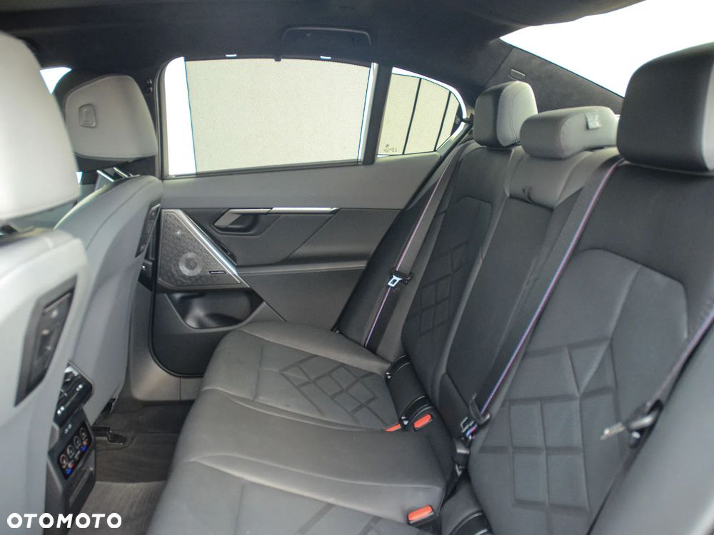 BMW Seria 5 - 17