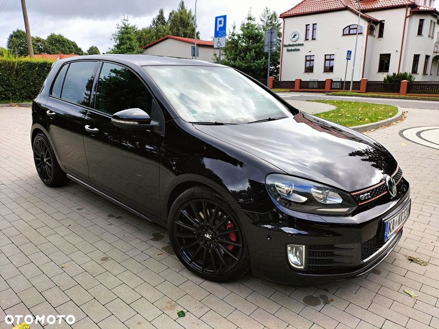 Volkswagen Golf 2.0 GTI DSG - 2