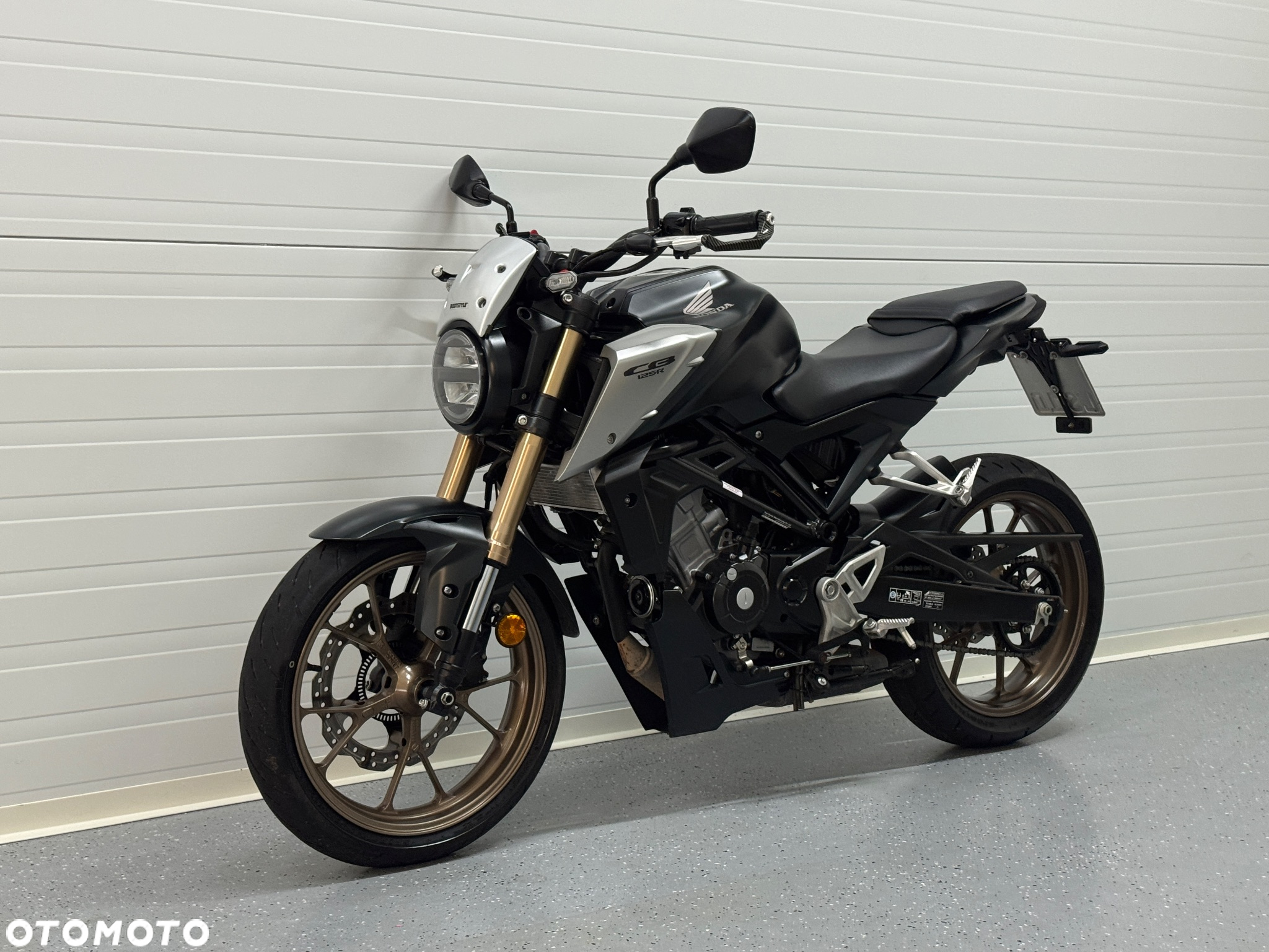 Honda CB - 9