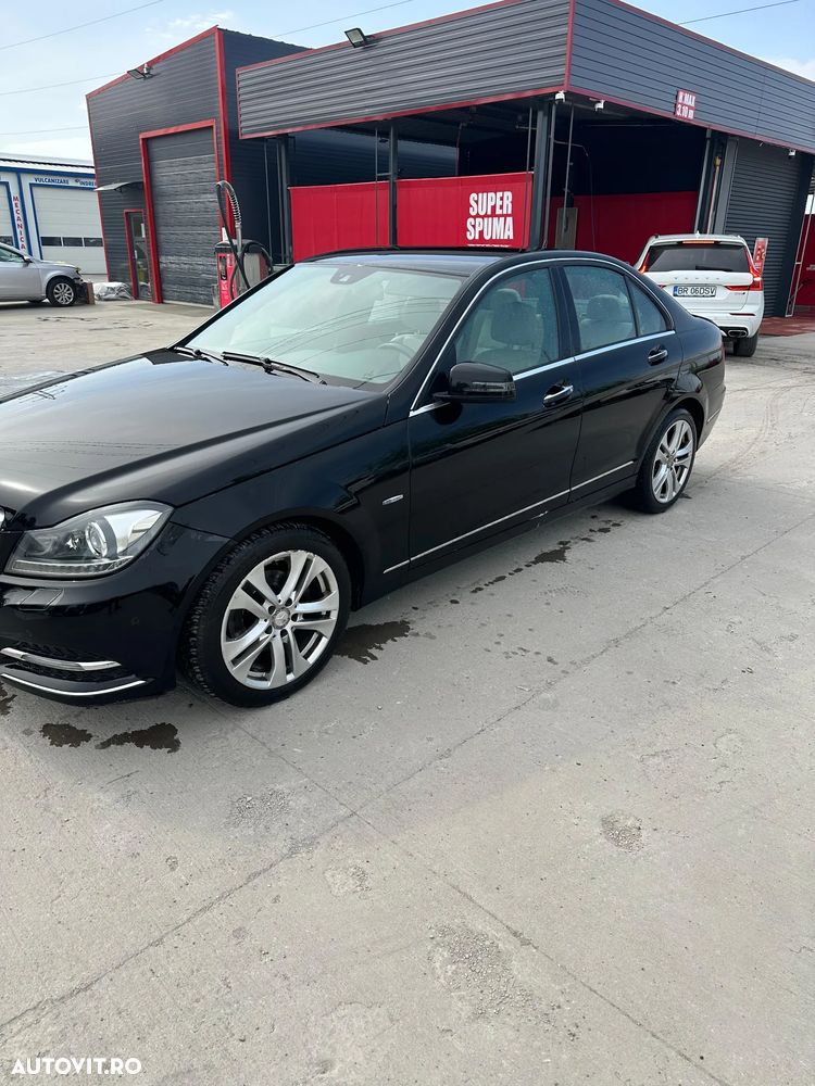 Mercedes-Benz C 200 CDI DPF (BlueEFFICIENCY) 7G-TRONIC Avantgarde - 11