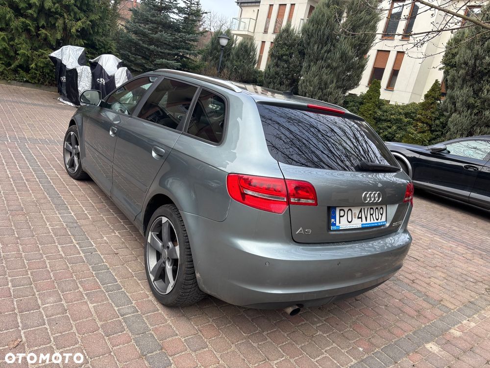 Audi A3 Sportback 2.0 TDI DPF Ambiente - 8