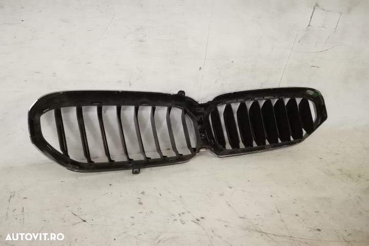 Grila Centrala Cu Crom Originala In Stare Buna BMW Seria 5 G30 2016 20 - 5