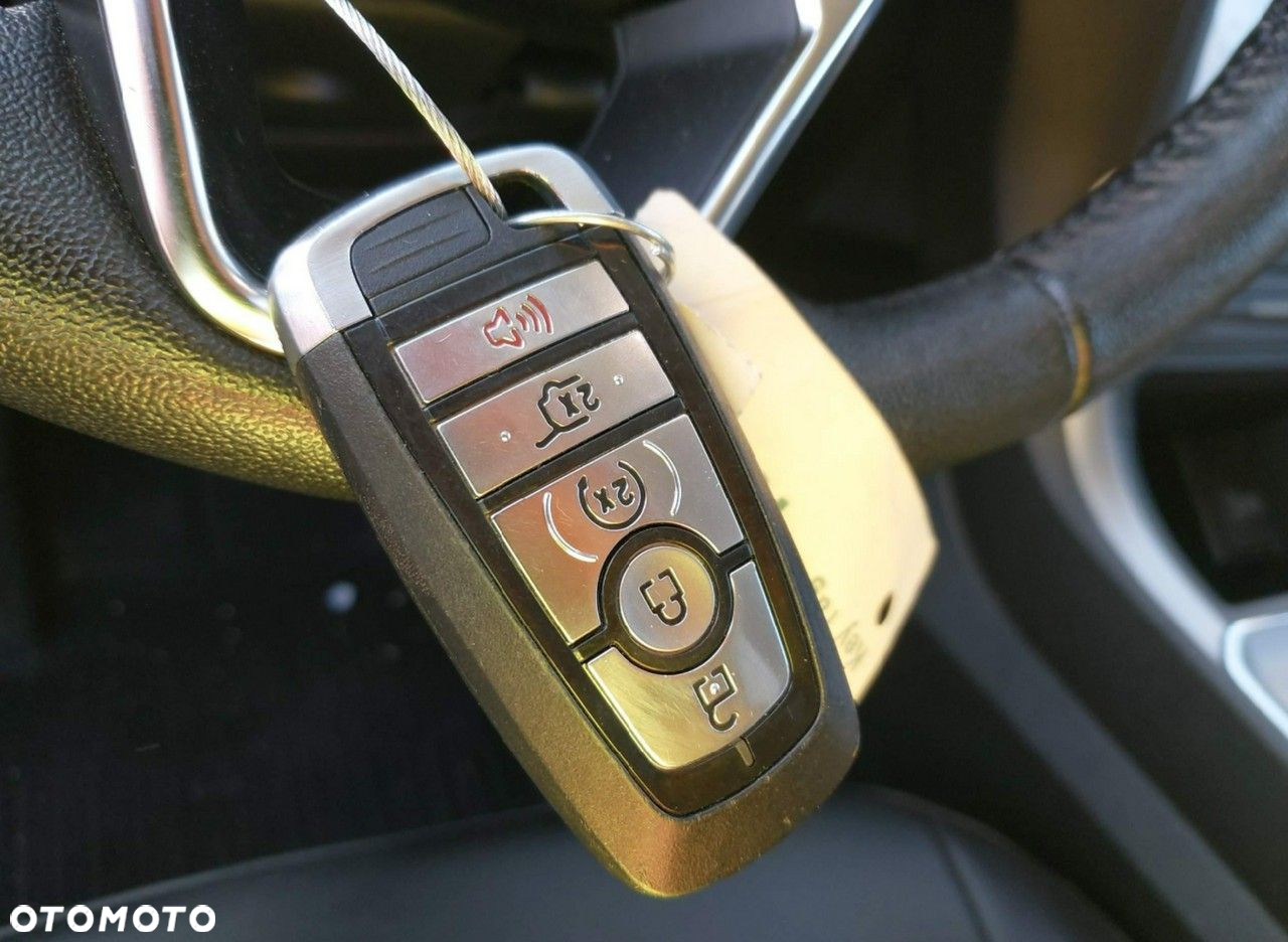 Ford Edge - 7