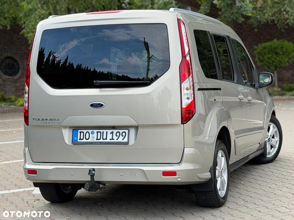 Ford Tourneo Connect - 23