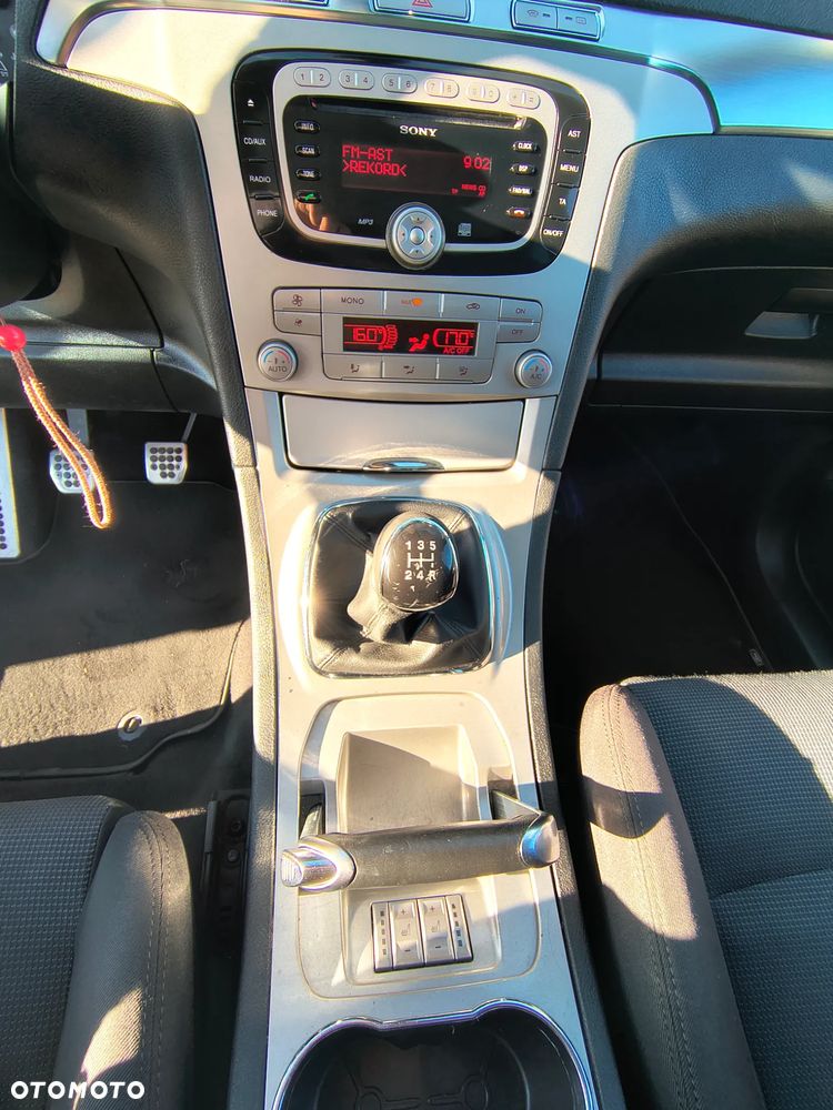 Ford S-Max 2.0 Viva Titanium - 21