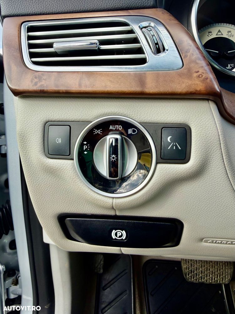 Mercedes-Benz CLS 350 CDI BlueEfficiency 4MATIC Aut - 27