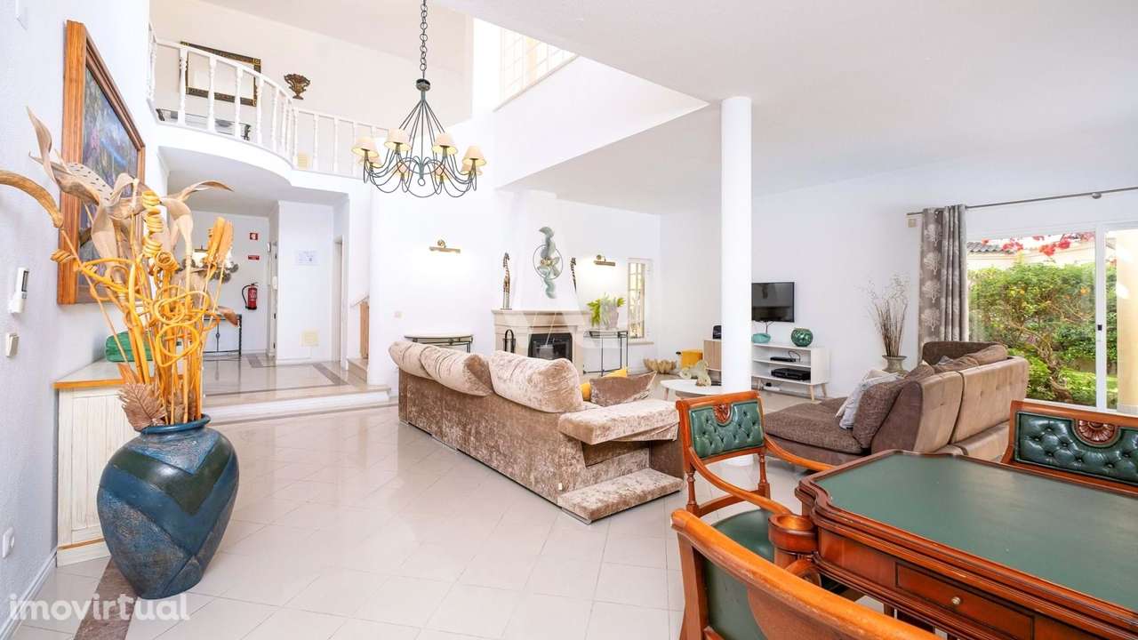 Moradia V5 + 2 com vista para o Golfe, em Vilamoura - Grande imagem: 2/53