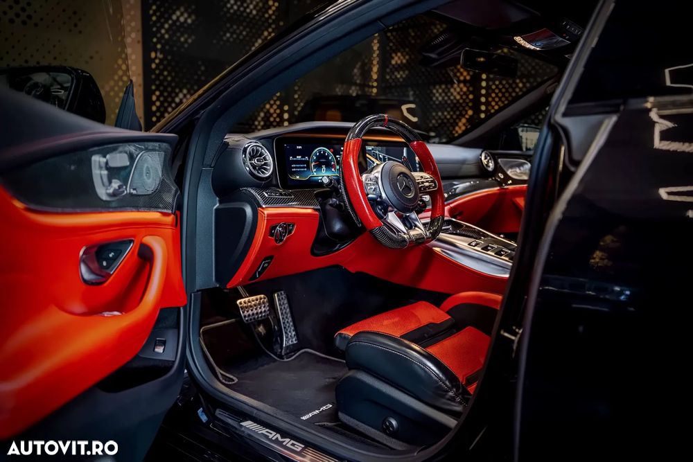 Mercedes-Benz AMG GT 4-door Coupe 63 S 4Matic+ Speedshift MCT 9G - 9