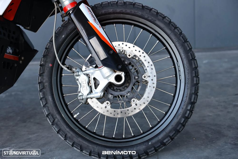 KTM 890 Adventure R - 15