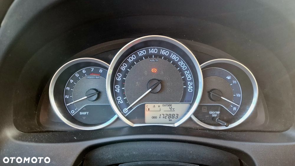 Toyota Auris 1.6 Premium - 8