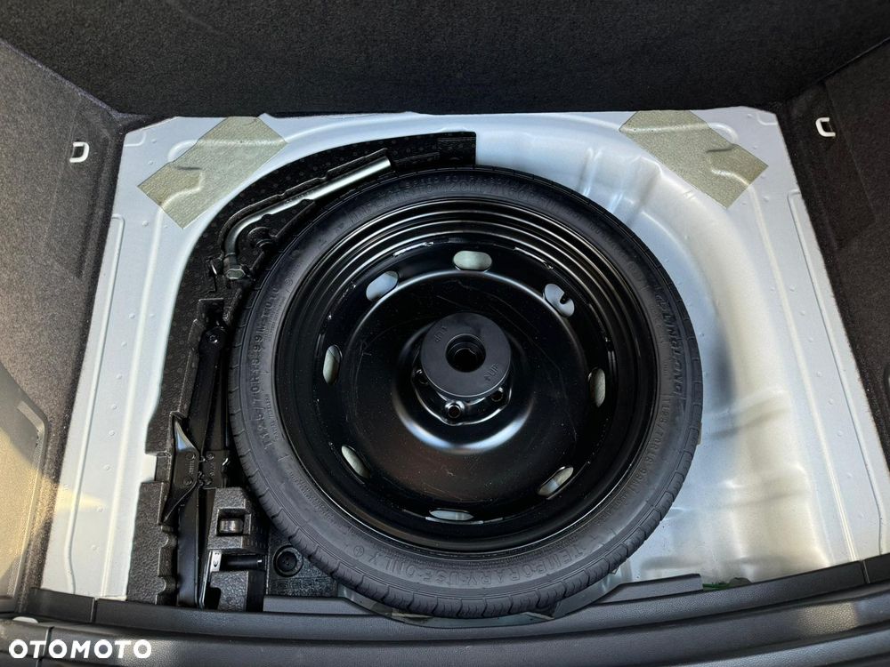 Skoda Karoq 1.5 TSI ACT Selection DSG - 18