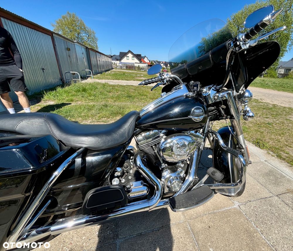 Harley-Davidson Touring Road King - 11