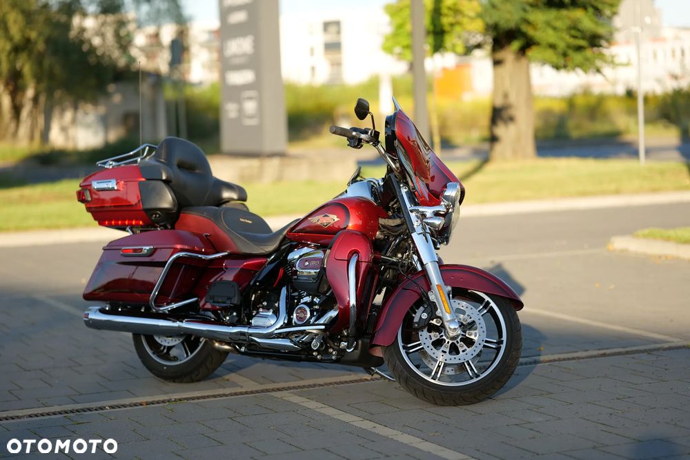 Harley-Davidson Touring Electra Glide - 2