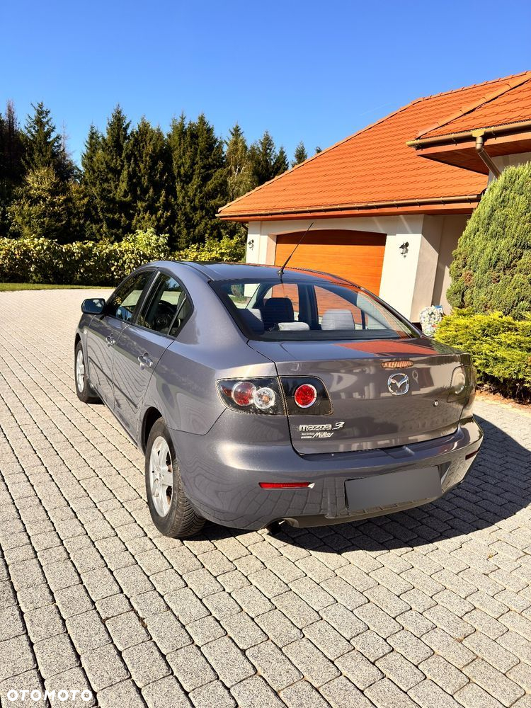 Mazda 3 - 5