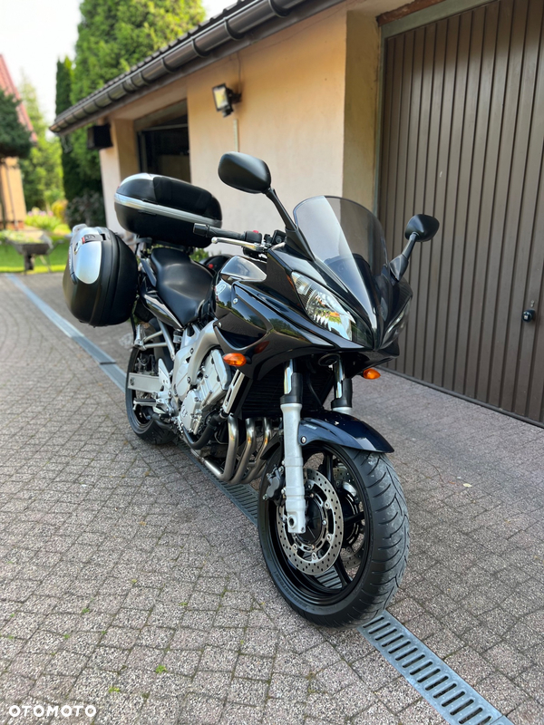 Yamaha FZ6