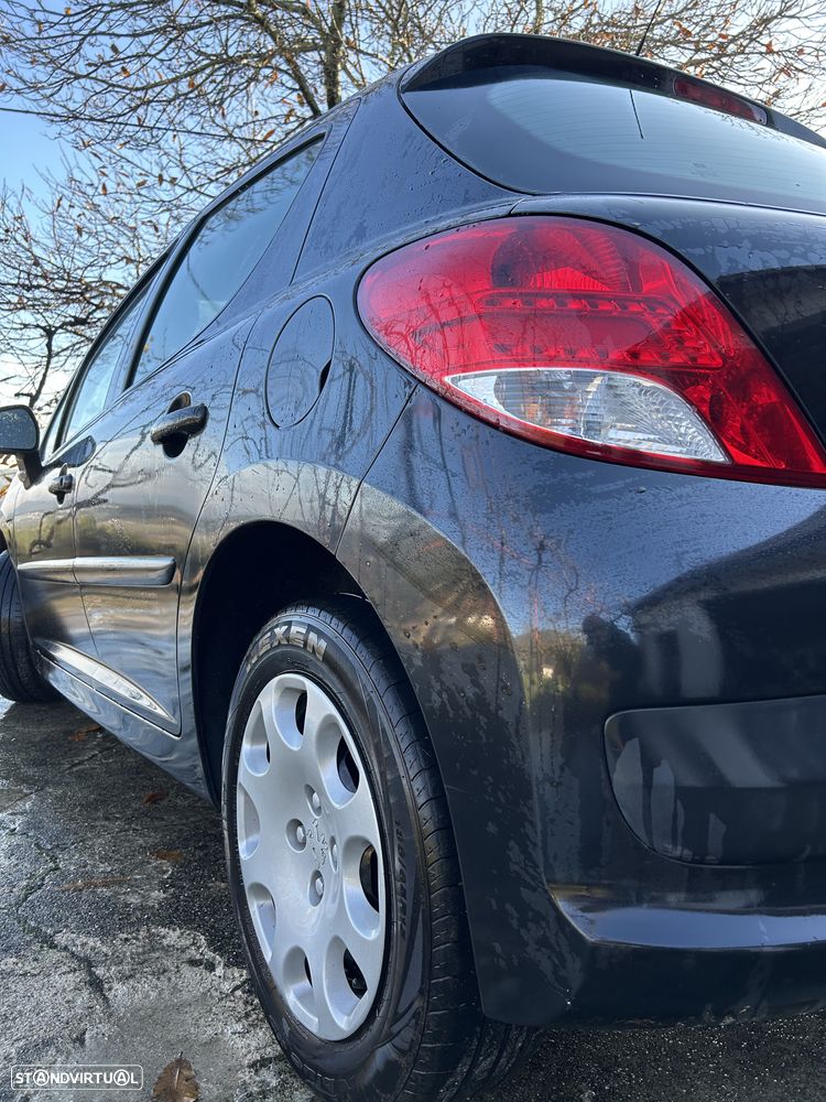 Peugeot 207 1.4 16V Active - 9
