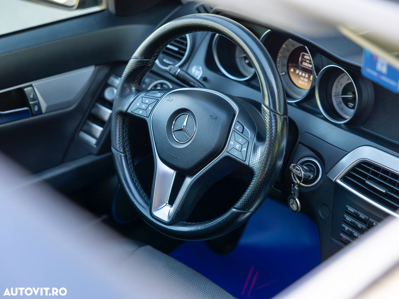 Mercedes-Benz C 180 T BlueEFFICIENCY 7G-TRONIC - 4