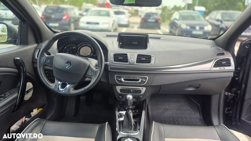 Renault Megane 1.6 dCI Intens - 9