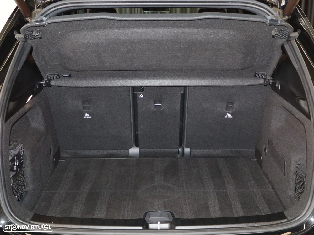 Mercedes-Benz GLA 250 e AMG Line - 13
