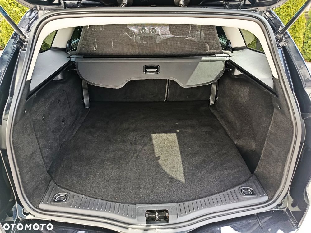 Ford Mondeo 2.0 TDCi Champions Edition - 23