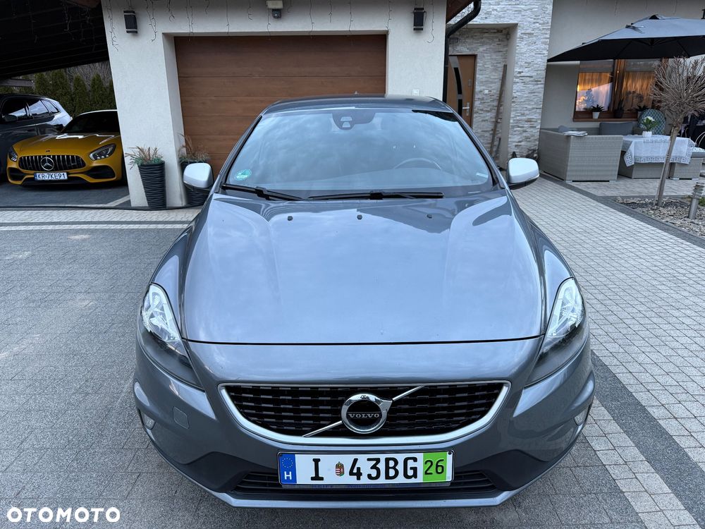 Volvo V40 D3 Geartronic RDesign - 4