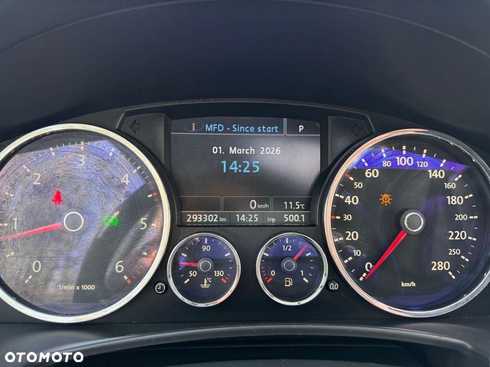 Volkswagen Touareg - 15