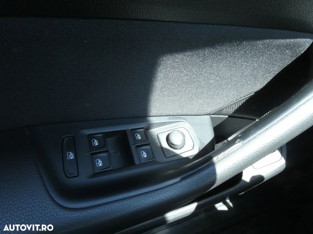 Volkswagen Passat Variant 2.0 TDI Comfortline - 13