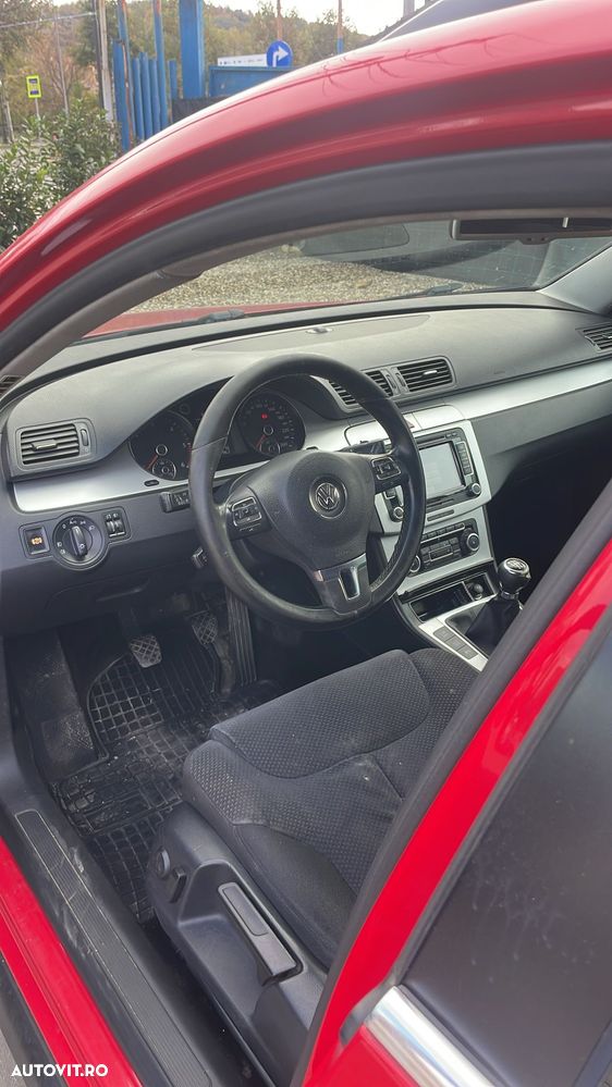 Volkswagen Passat - 9