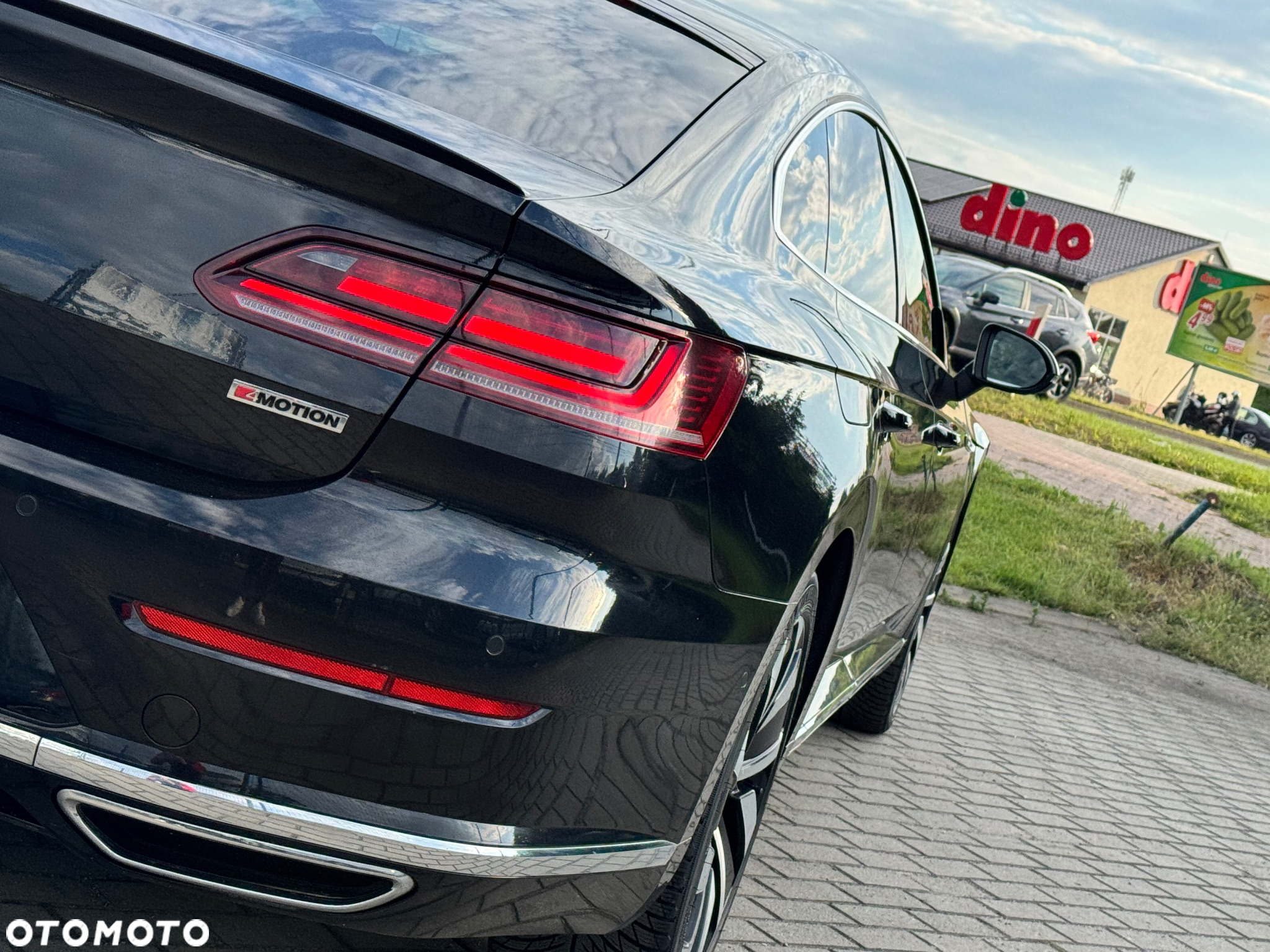 Volkswagen Arteon 2.0 TDI Bi-Turbo SCR 4Mot R-Line DSG - 8