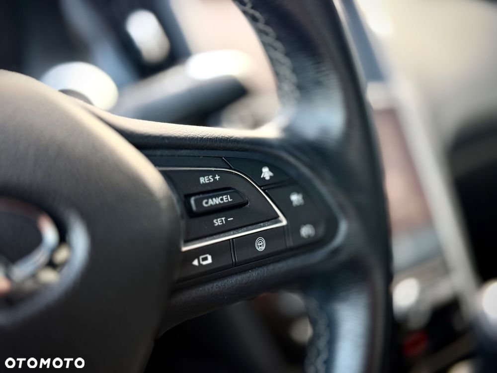 Infiniti Q60 2.0t Premium - 38