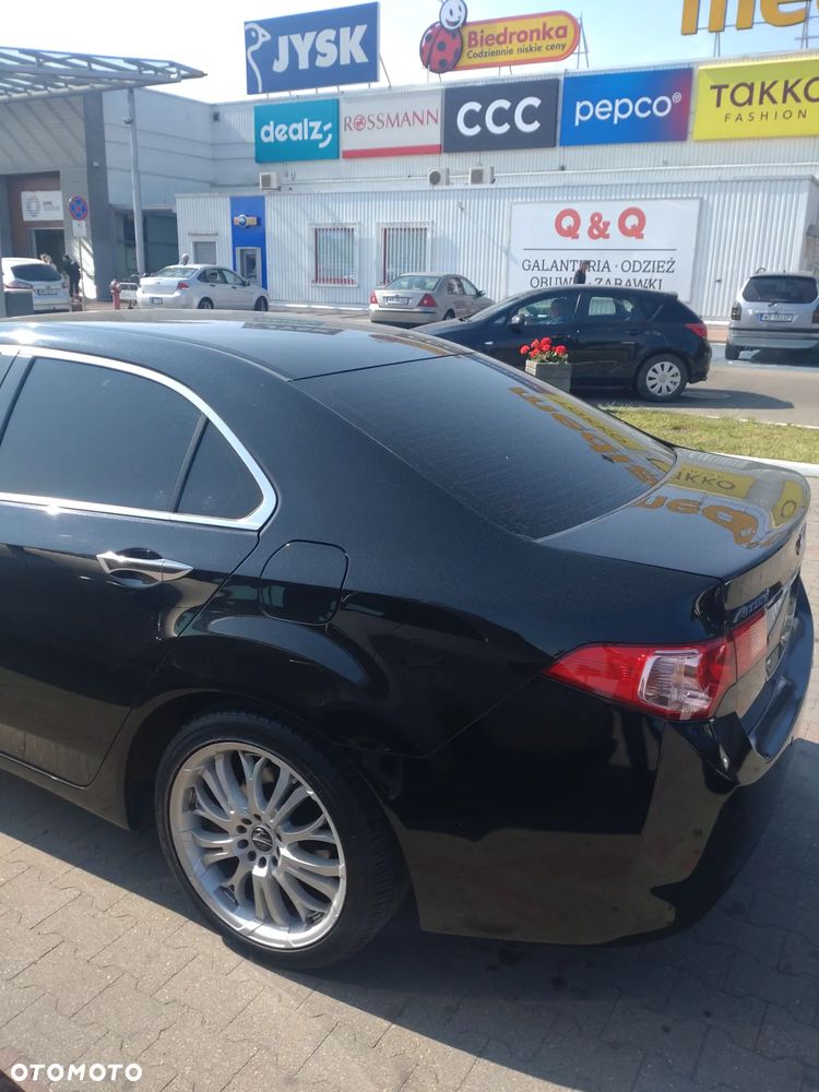 Honda Accord 2.0 Lifestyle - 24