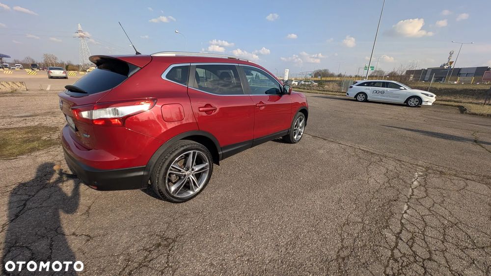 Nissan Qashqai 1.5 dCi Tekna+ - 8