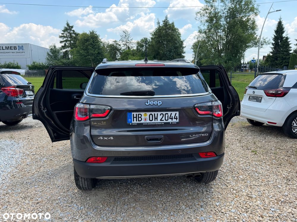 Jeep Compass - 13