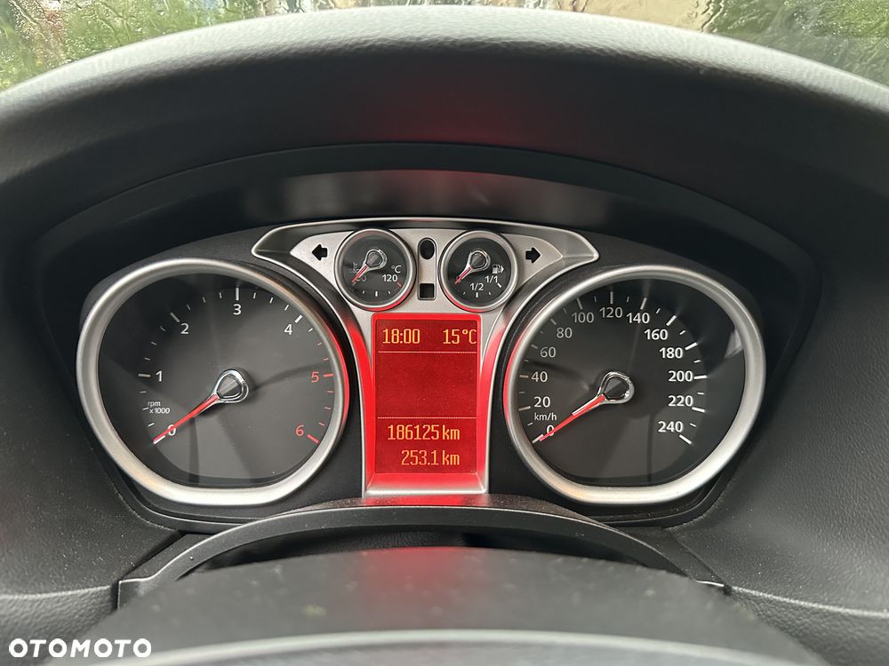 Ford Focus 1.6 TDCi Titanium - 2