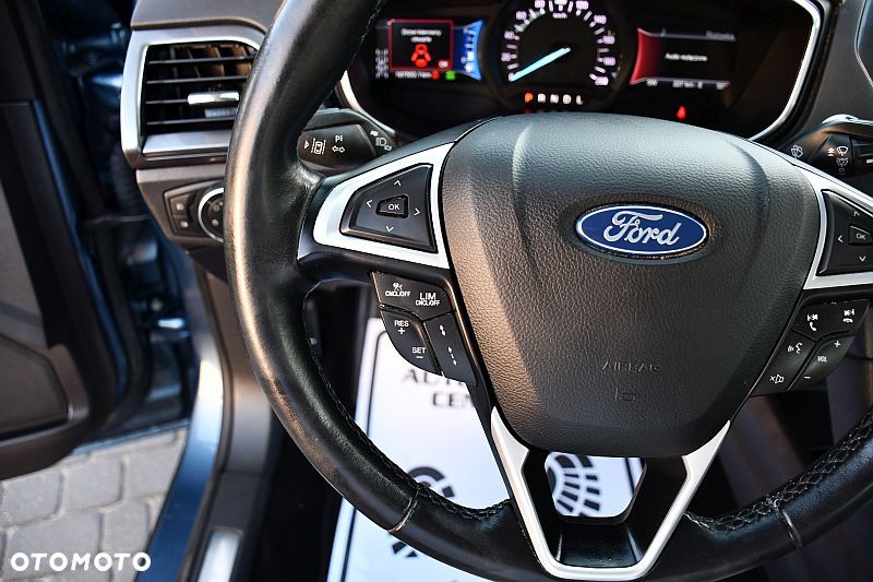 Ford Mondeo 2.0 Hybrid Titanium - 16
