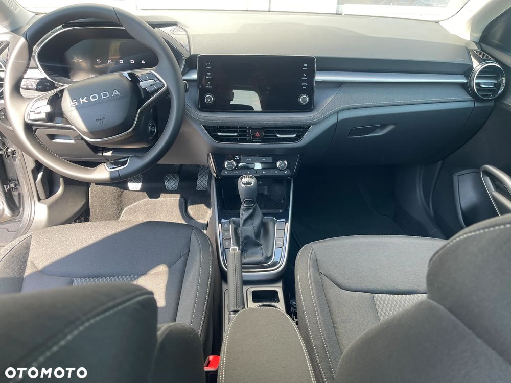 Skoda Fabia 1.0 TSI Drive - 4
