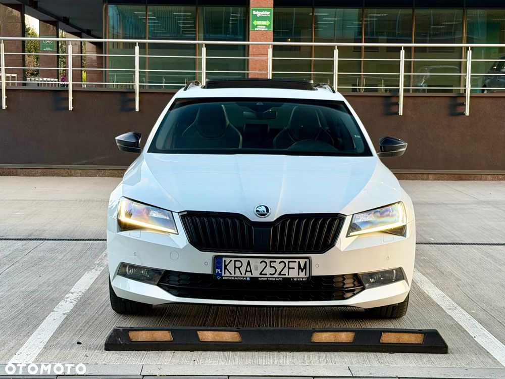 Skoda Superb 1.8 TSI Sportline DSG - 12